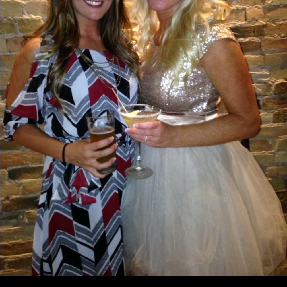 DRESS! - Picture 2 of 3